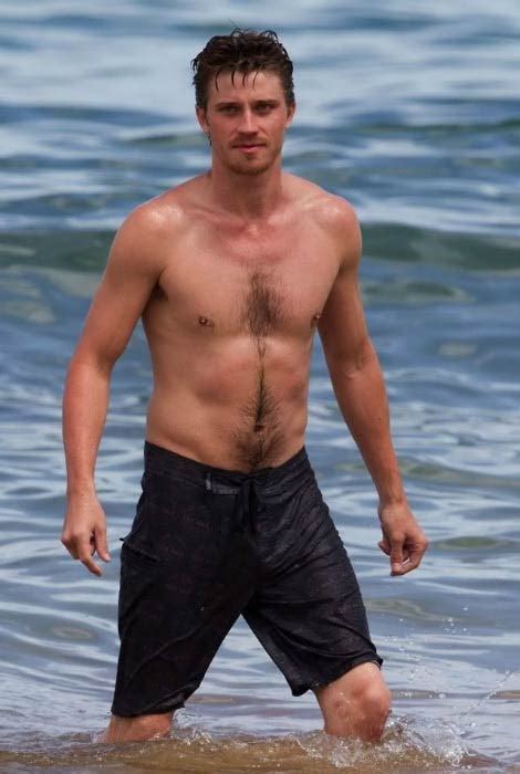 garrett hedlund body|More.